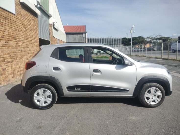 2023 RENAULT KWID DYNAMIQUE MANUAL – Right Side Photo