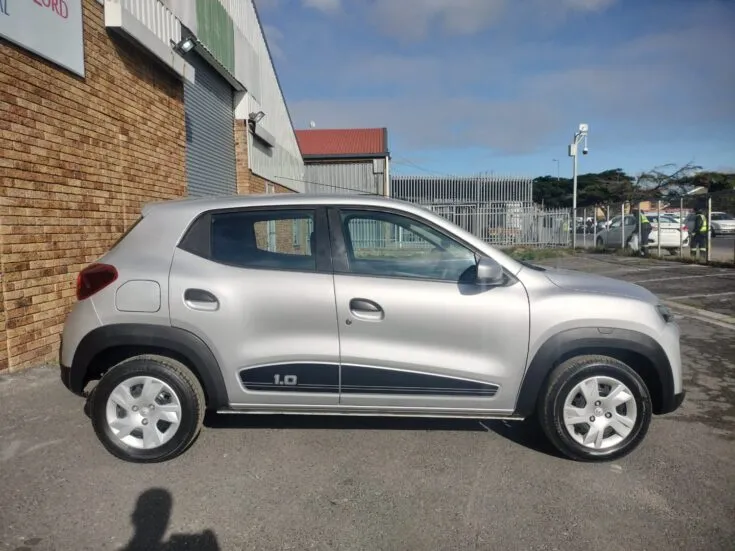 2023 RENAULT KWID DYNAMIQUE MANUAL – Right Side Photo