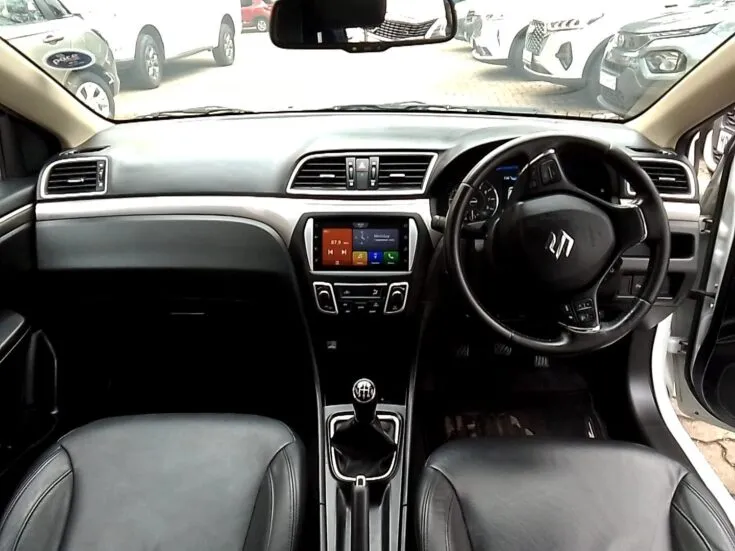 2023 Suzuki CIAZ/1.5 GLX MT – Dashboard