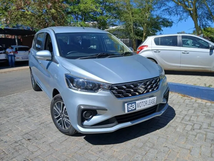 2023 Suzuki Ertiga/1.5 GL A/T – Front Feature Photo