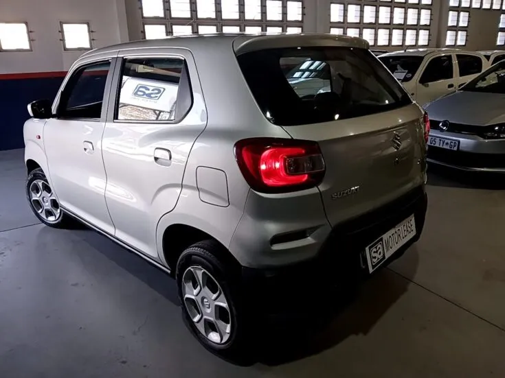 2023 Suzuki S-Presso/1.0 GL+ AMT – Back Feature Photo