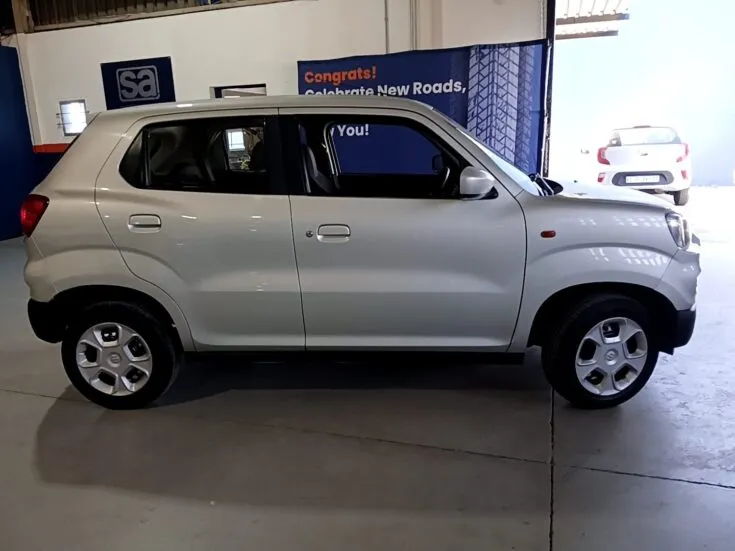 2023 Suzuki S-Presso/1.0 GL+ AMT – Right Side Photo