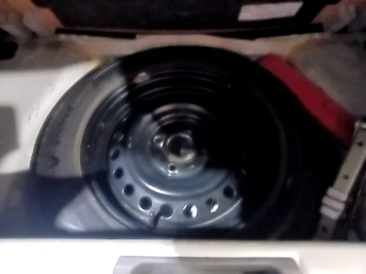 2023 Suzuki S-Presso/1.0 GL+ AMT – Spare Wheel