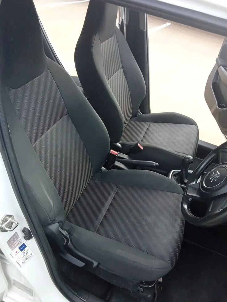 2023 Suzuki Swift/1.2 GA – Front Seats