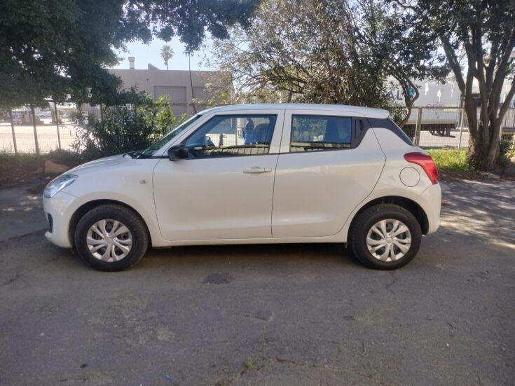 2023 Suzuki Swift/1.2 GA – Left Side Photo