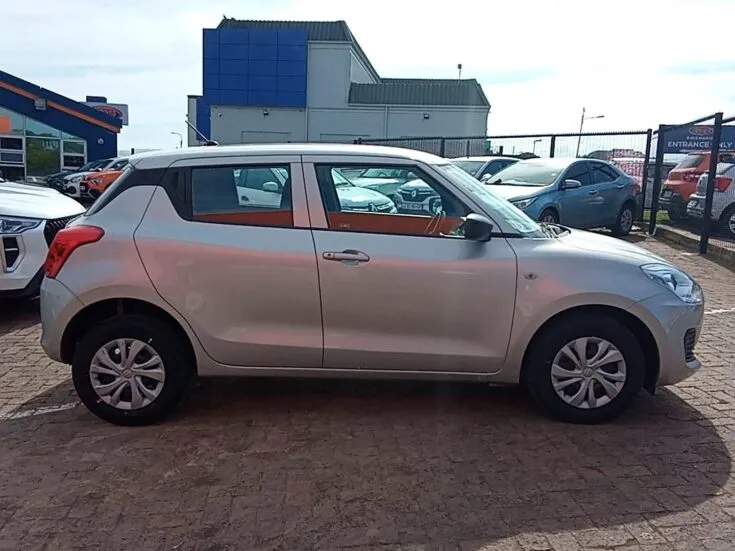 2023 Suzuki Swift/1.2 GA – Right Side Photo