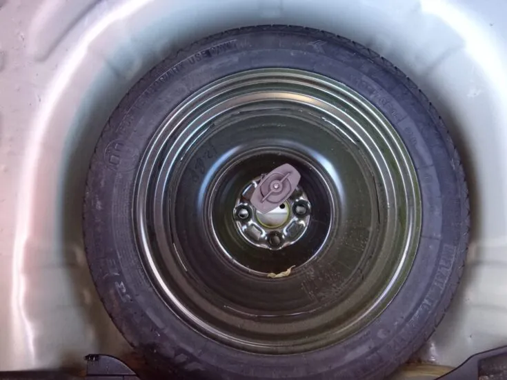 2023 Suzuki SWIFT/1.2 GL MT – Spare Wheel
