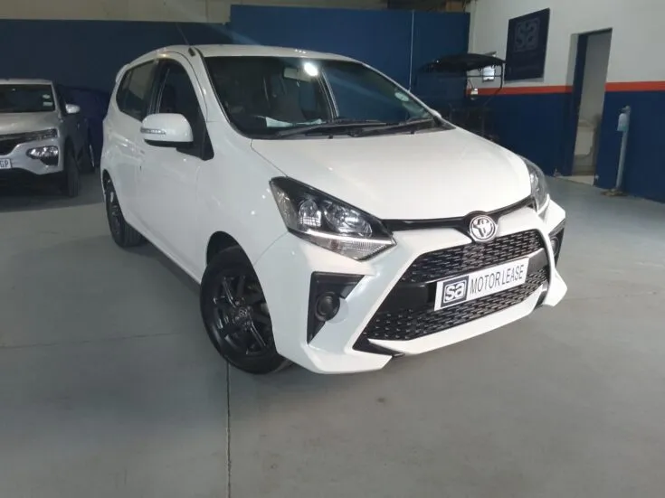 2023 TOYOTA AGYA 1.0 A/T – Front Feature Photo