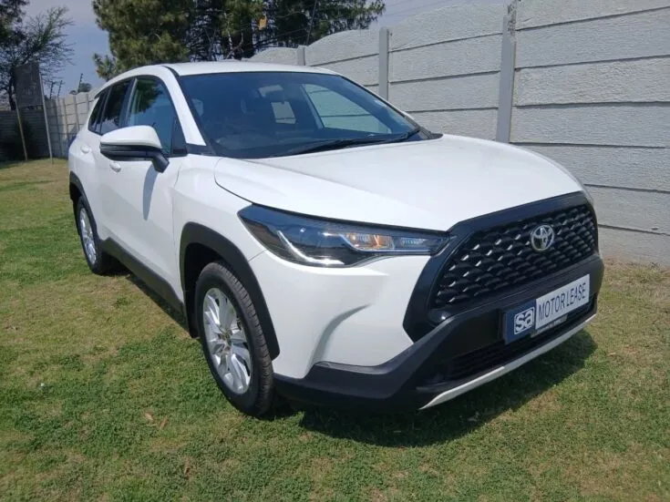 2023 Toyota Corolla Cross/1.8 Xi CVT – Front Feature Photo