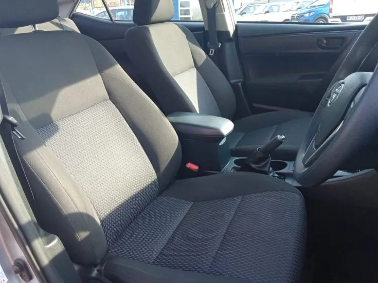 2023 Toyota Corolla Quest/1.8 PLUS CVT – Front Seats
