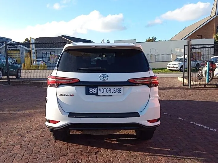 2023 Toyota Fortuner/2.4 GD-6 RB 6AT – Back Photo
