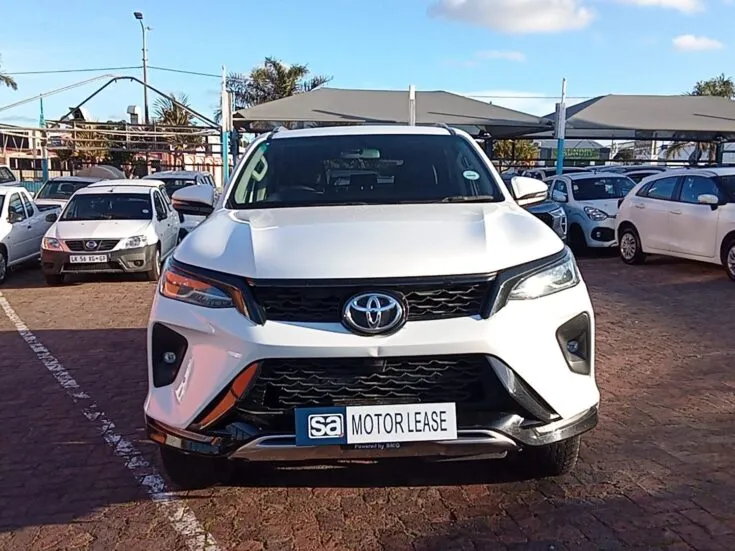 2023 Toyota Fortuner/2.4 GD-6 RB 6AT – Front Photo