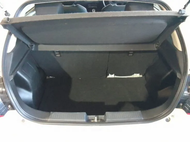 2023 Toyota Starlet/1.5 XS 4AT – Boot / Loadbin