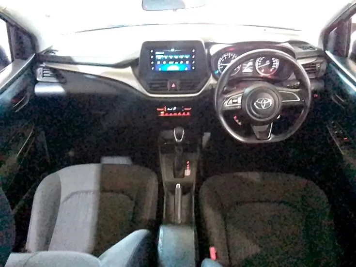 2023 Toyota Starlet/1.5 XS 4AT – Interior