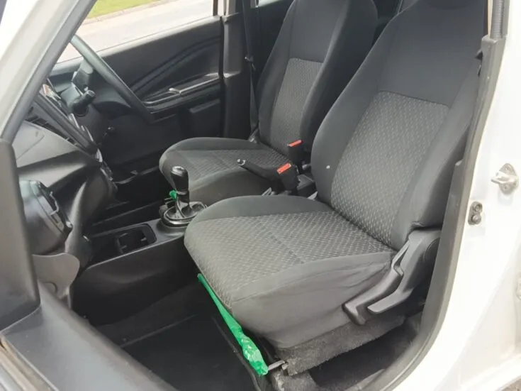 2023 Toyota Vitz/1.0 5MT – Front Seats