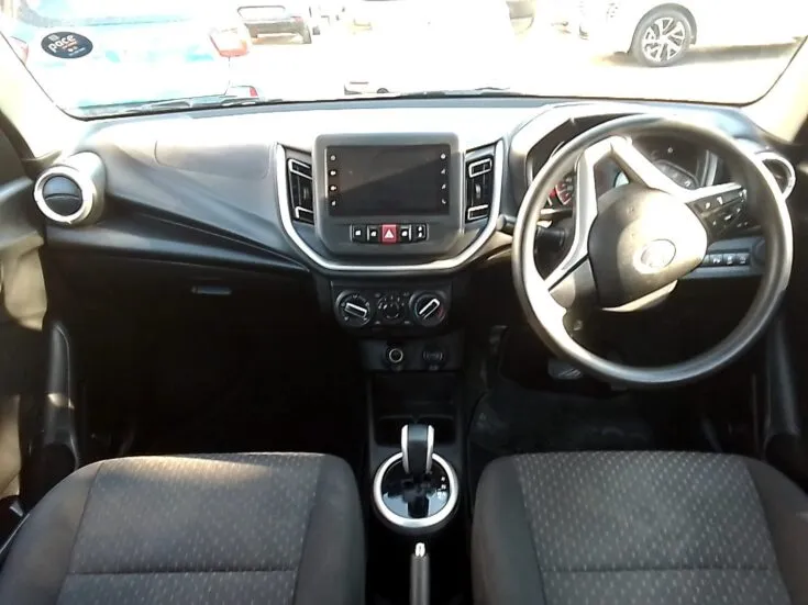 2023 Toyota Vitz/1.0 XR 4-AMT – Dashboard