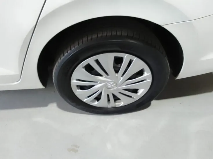 2023 Volkswagen Polo Sedan/1.6I TRENDLINE – Wheel Example