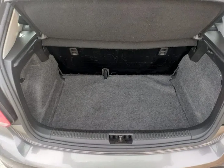 2023 Volkswagen Polo Vivo/1.4 TRENDLINE – Boot / Loadbin