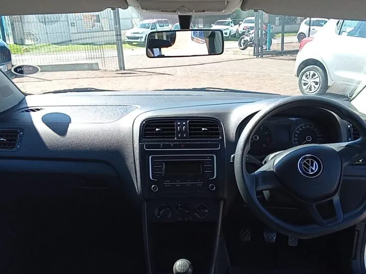 2023 Volkswagen Polo Vivo/1.4 TRENDLINE – Dashboard