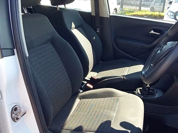 2023 Volkswagen Polo Vivo/1.4 TRENDLINE – Front Seats