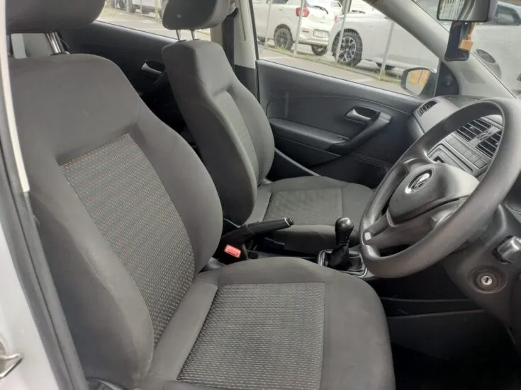2023 Volkswagen Polo Vivo/1.4 TRENDLINE – Front Seats