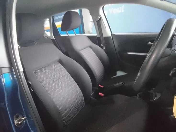 2023 Volkswagen Polo Vivo/1.4 TRENDLINE – Front Seats