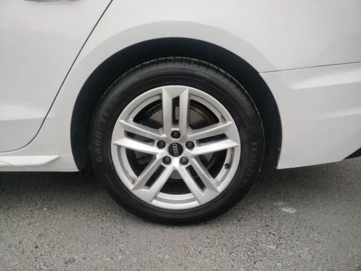 2024 Audi A4/2.0L 35 TFSI S TRONIC 7AT 4X2 – Wheel Example