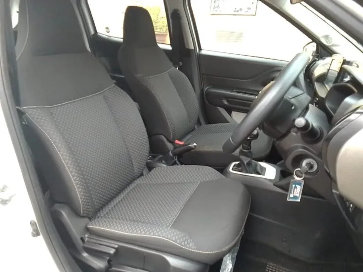2024 Citroen C3/1.2 NEW FEEL 61KW M/T – Front Seats