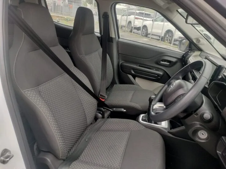 2024 Citroen C3/1.2 NEW FEEL 61KW M/T – Front Seats
