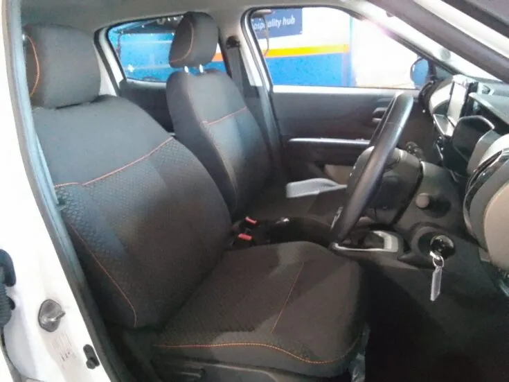 2024 Citroen C3/1.2 NEW FEEL 61KW M/T – Front Seats
