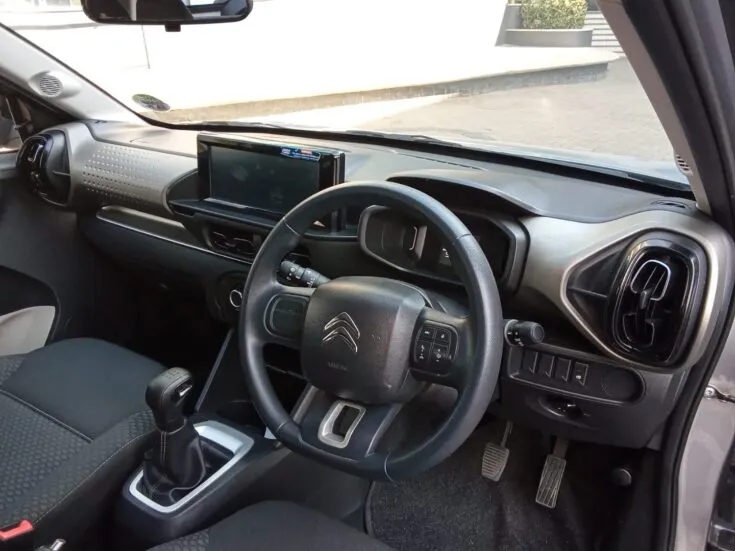 2024 CITROEN C3 FEEL MANUAL – Dashboard