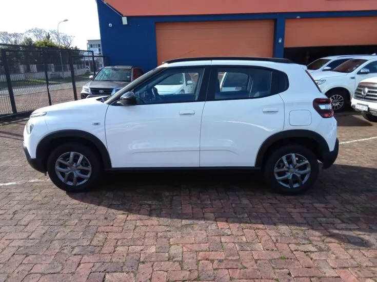2024 CITROEN C3 FEEL MANUAL – Left Side Photo