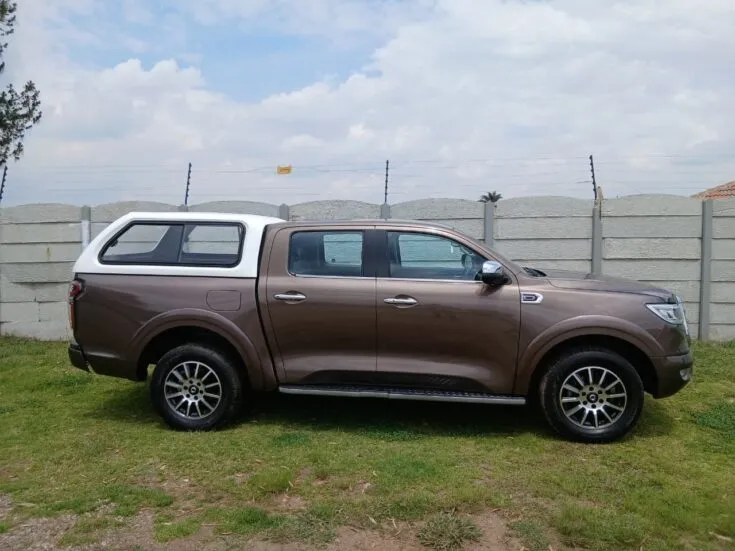 2024 Great Wall P Series Passanger/2.0 LS 8AT 2WD – Right Side Photo