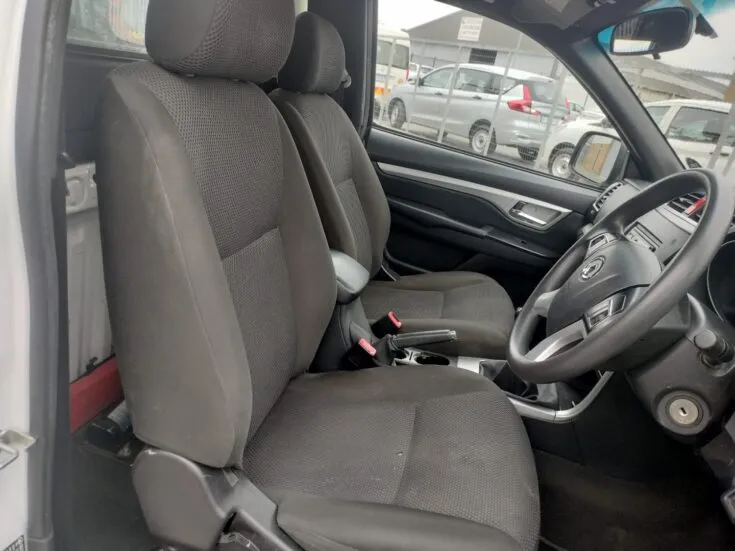 2024 Great Wall STEED 5/2.0 S 6MT 2WD – Interior