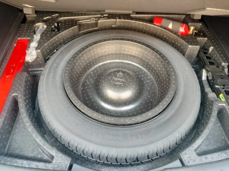 2024 HAVAL JOLION 1.5T CITY PLUS 7DCT – Spare Wheel
