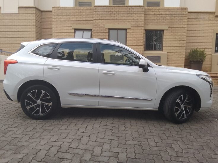 2024 HAVAL JOLION 1.5T LUXURY DCT – Right Side Photo
