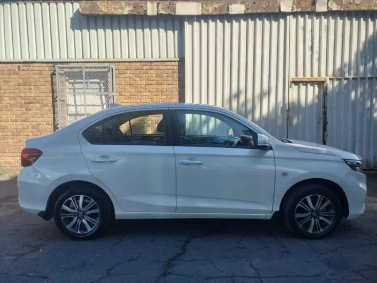 2024 Honda Amaze/1.2 COMFORT CVT – Right Side Photo