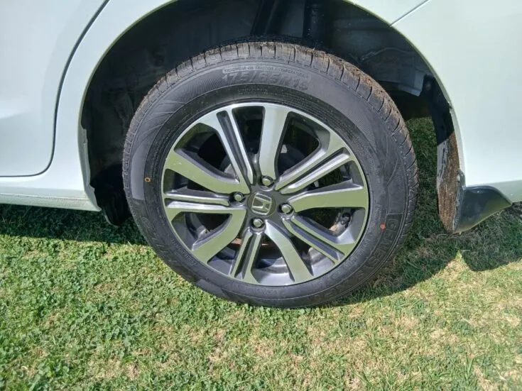 2024 Honda Amaze/1.2 COMFORT CVT – Wheel Example