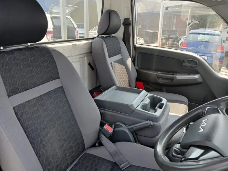 2024 Kia K2700/2.7D WORKHORSE DROPSIDE SEBENZA A/C 5MT – Front Seats