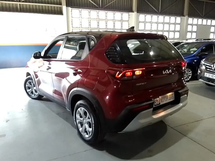 2024 Kia Sonet/1.0T EX 7DCT – Back Feature Photo