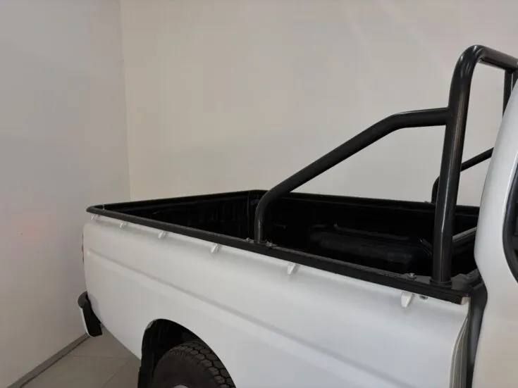 2024 Mahindra PIK-UP SCAB/2.2T S4 6MT 4X2 – Right Side Photo