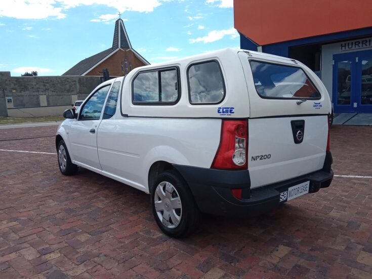 2024 NISSAN NP200 1.6 A/C SAFETY PACK P/U S/C – Back Feature Photo