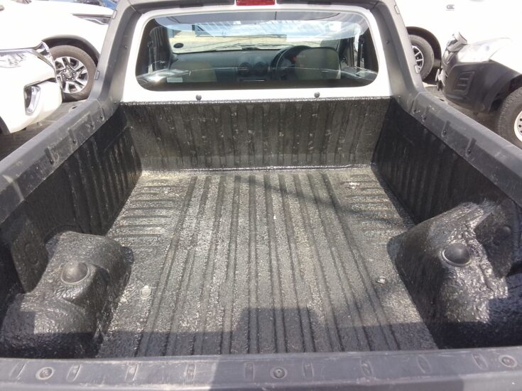 2024 NISSAN NP200 1.6 A/C SAFETY PACK P/U S/C – Boot / Loadbin