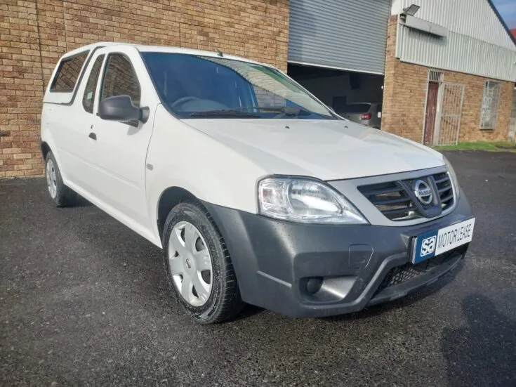 2024 NISSAN NP200 1.6 A/C SAFETY PACK P/U S/C – Front Feature Photo
