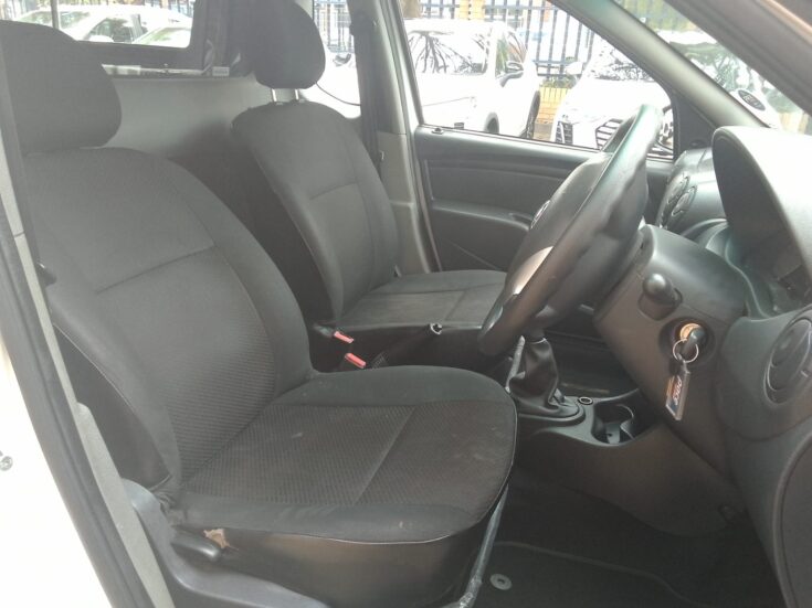 2024 NISSAN NP200 1.6 A/C SAFETY PACK P/U S/C – Front Seats