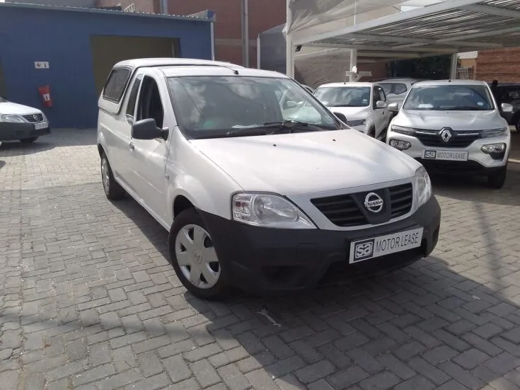 2024 NISSAN NP200 1.6 A/C SAFETY PACK S/C – Front Feature Photo