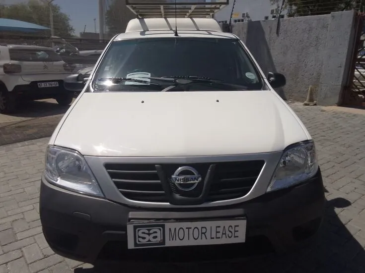 2024 NISSAN NP200 1.6 A/C SAFETY PACK S/C – Front Photo