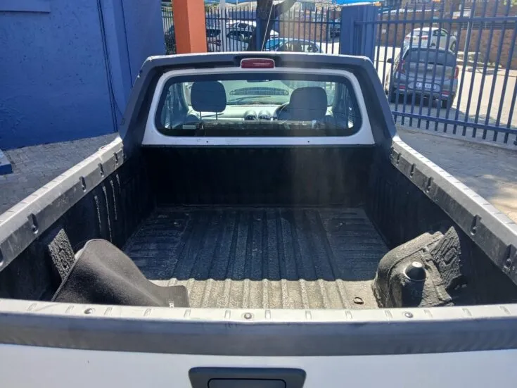 2024 Nissan Np200/1.6 STEALTH LIMITED EDITION – Boot / Loadbin