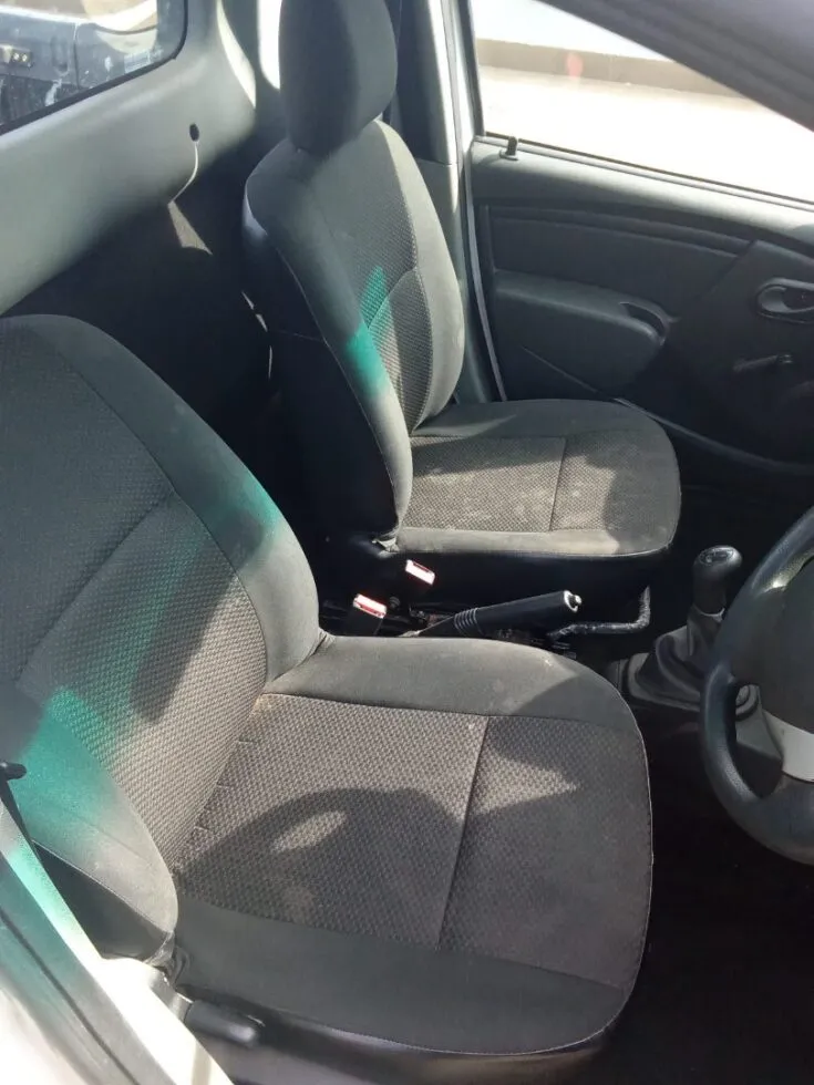 2024 Nissan Np200/1.6 STEALTH LIMITED EDITION – Front Seats