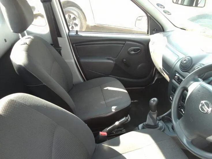 2024 Nissan Np200/1.6 STEALTH LIMITED EDITION – Rear Seats